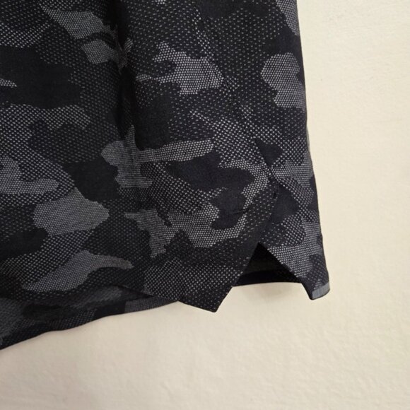 Lululemon Surge Short 6" Variegated Mesh Camo Black - Picture 4 of 10